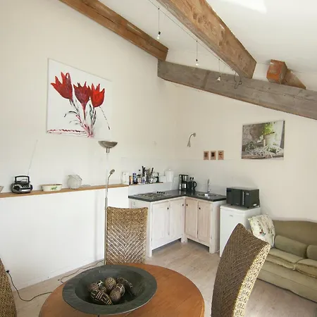 Romantic Tower In Dordogne With Rooftop Terrace, Cleaning Included Prázdninový dům