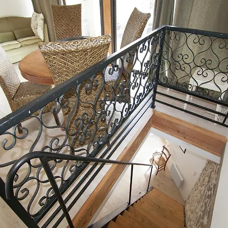 Romantic Tower In Dordogne With Rooftop Terrace, Cleaning Included